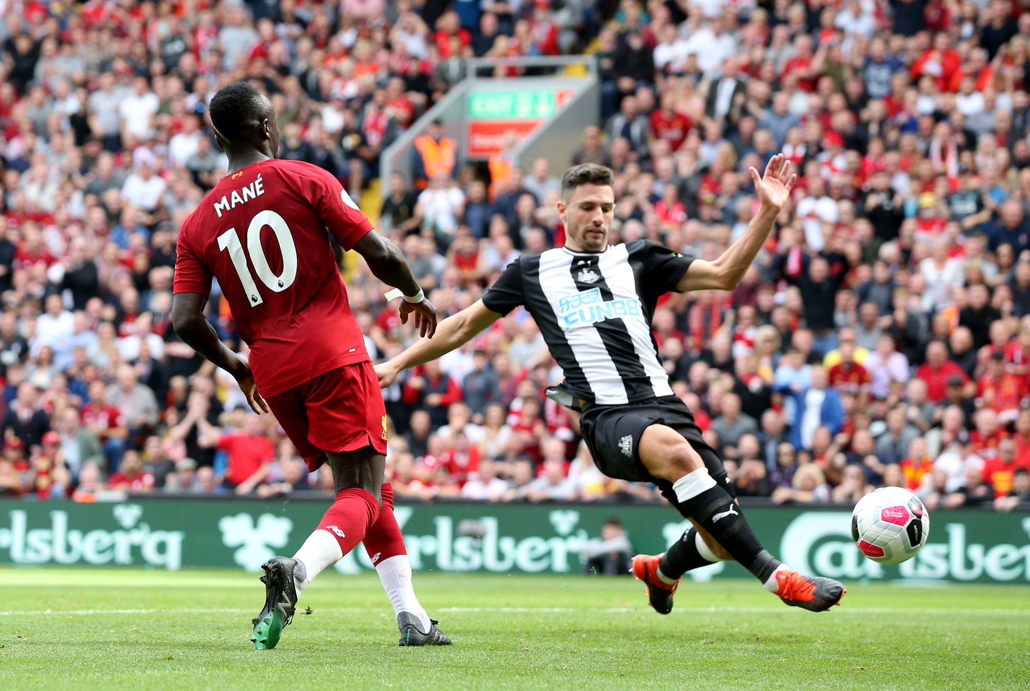 茵场上还是 茵场上还是